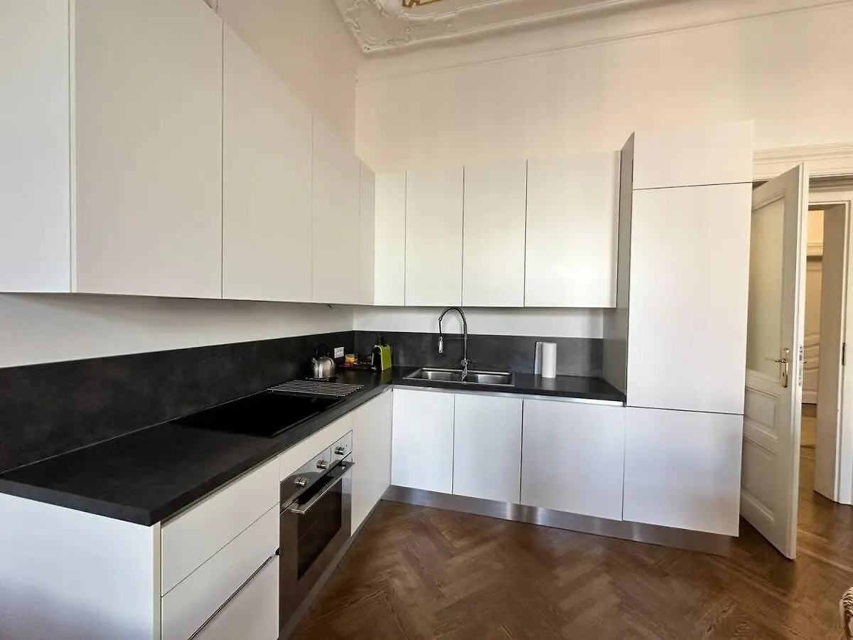 Luxury Flat In Wenceslas Square プラハ