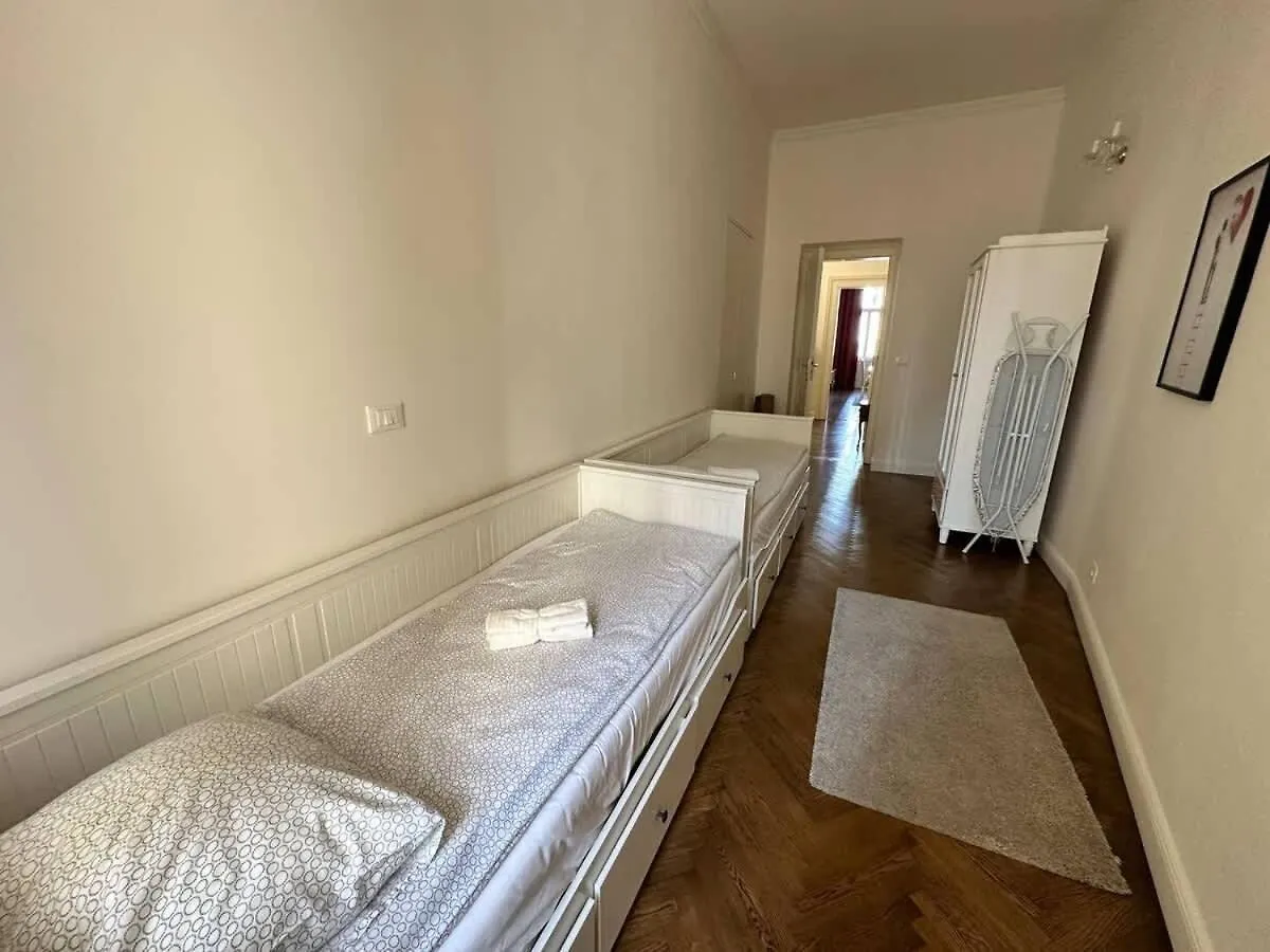 Luxury Flat In Wenceslas Square プラハ アパート